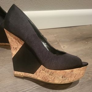 Black and Tan wedges